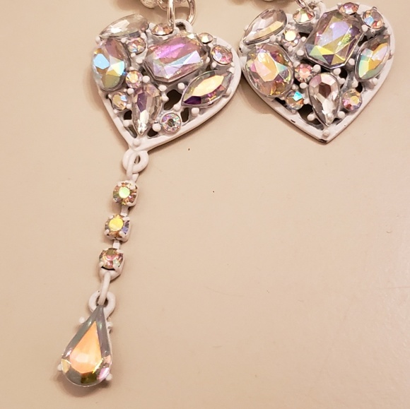 Earring - Picture 2 of 3